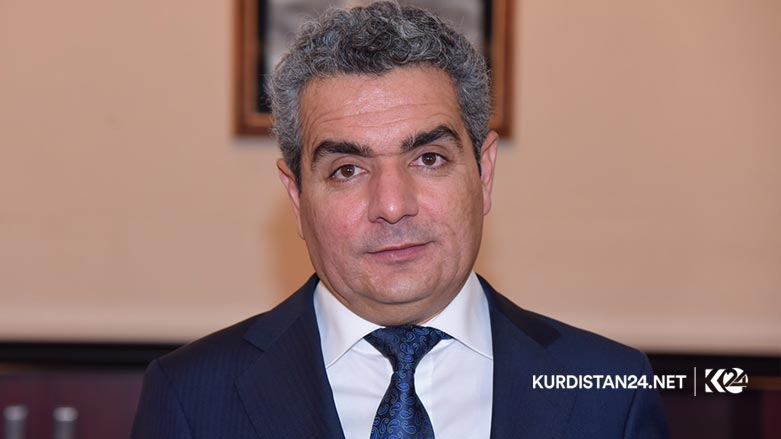 به‌ وێنه‌.. رێوڕه‌سمی ده‌ستبه‌كاربوونی پارێزگاری نوێی هه‌ولێر ببینه‌